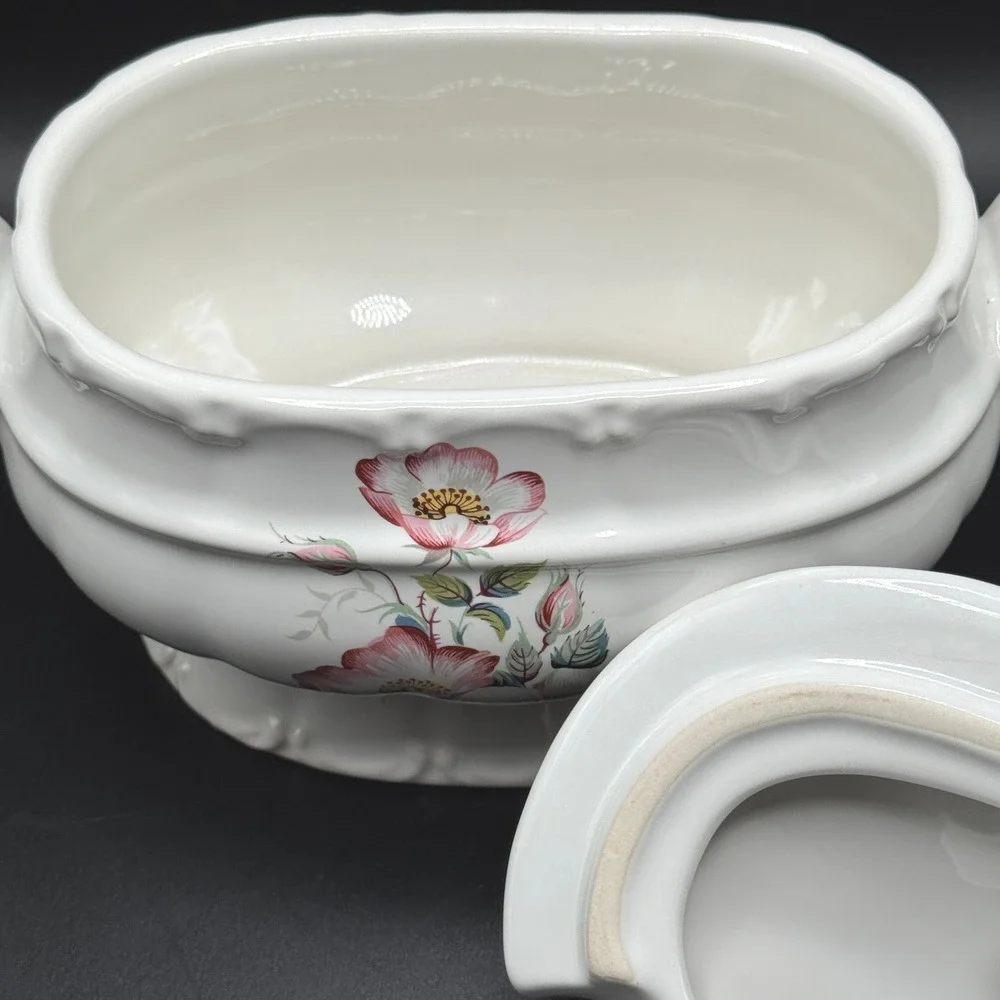 House of Webster Briar Rose Soup Tureen with Lid Cottage Gold Trim White Ceramic